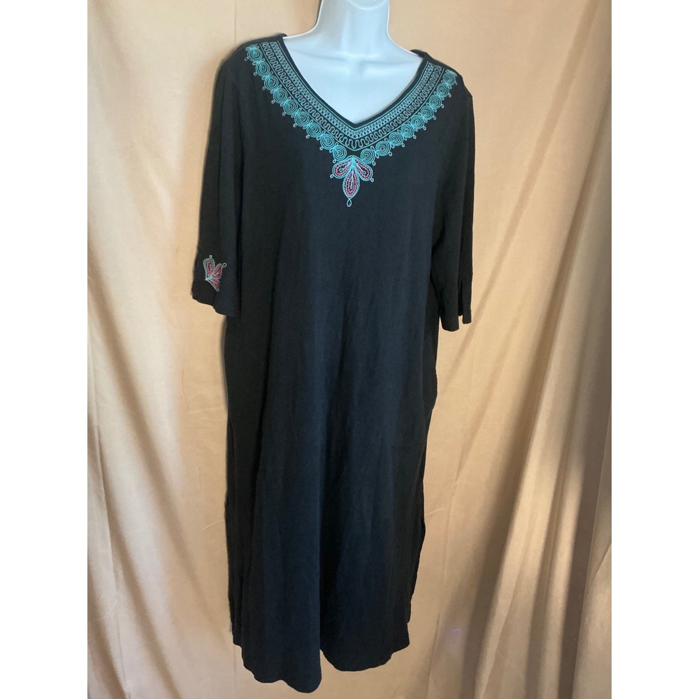 Unbranded T-Shirt Dress Womens Medium Black Good Embroidered V-Neck Butterfly